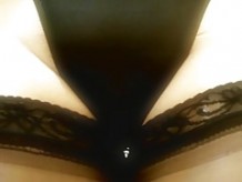 Crossdress Tanya en traje de baño negro 2