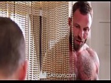 GayRoom coño facial sucio en trío con tíos