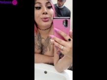 Follada cruda y criada en baño público