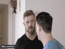 Bud Harrison y Tobias - La vida secreta de los hombres casados ??????Parte 3 - Str8 to Gay - Men.com