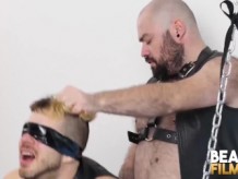 BEARFILMS Wild BDSM sin pelo con Bear Silian y Tom Fox