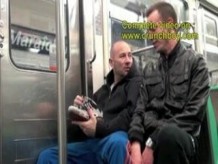 Sexo exhin en metro metro en parís