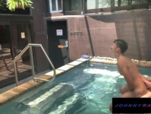 Jock Jonah Wheeler Follando en el jacuzzi público - Jonah Wheeler - JohnnyRapid