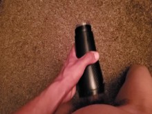 Un joven de 18 años recibe Fleshlight para su cumpleaños