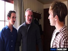 FamilyTwink: una última despedida de mi abuelo