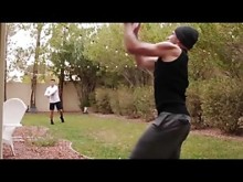 Becky es una madrastra que necesita dinero8p71m