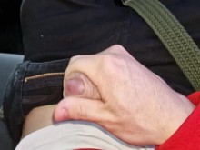 Viajar en taxi, ser expulsado del coche en público por masturbarse en el asiento trasero. Choque ????????????