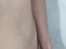 Polla palpitante mientras el semental dispara su carga????