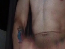 flaco presumiendo y burlándose de la cámara