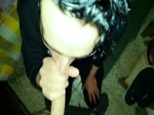 Amigo me hace sentir como si estuviera dentro del coño con la boca y la mano húmedas y cálidas.