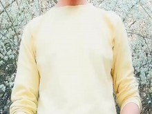 Primavera sacudiendo el patio trasero - Polla gorda, 2 corridas y lamiendo su propio semen