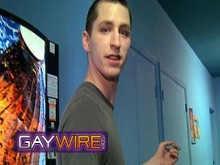 GAYWIRE - Ken heterosexual, J. La aventura del Glory Hole de Jay se vuelve loca con el cambio de Seth Jenkins