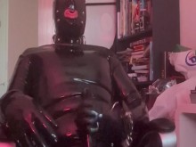 Gimp de goma completo saliendo