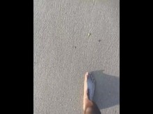 Juego de playa nudista