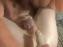 Jugando con mi nuevo consolador squirting